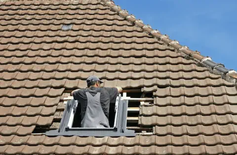 Pose de velux - Saint-Ovin